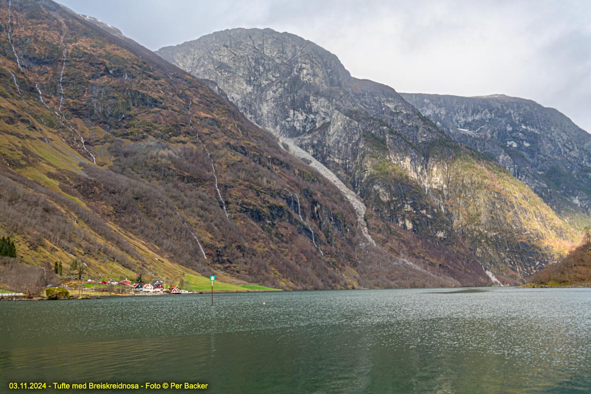 Tufte med Breiskreidnosa